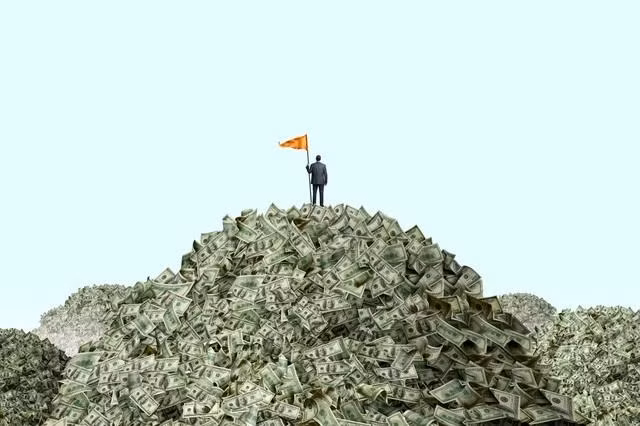 Những người siêu giàu đã kêu gọi đánh thuế chính họ. CHỤP MÀN HÌNH THE ECONOMIST