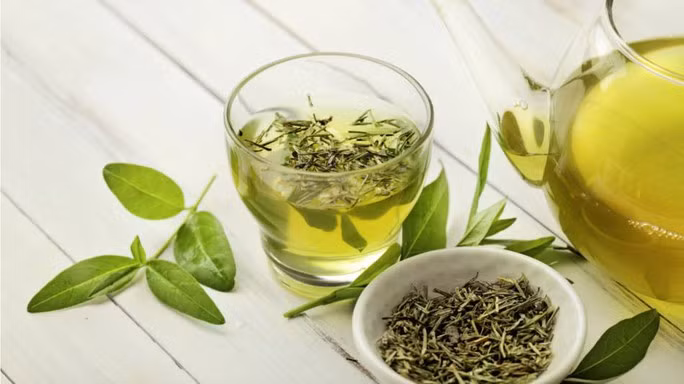 Hợp chất EGCG trong trà xanh có thể giúp chống lại các khối u "nan y" mà 77% phụ nữ có thể gặp phải (Ảnh minh họa từ Internet)