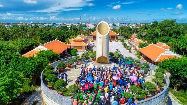 Khu lưu niệm Nghệ thuật Đờn ca tài tử Nam bộ và nhạc sĩ Cao Văn Lầu. ẢNH: PHAN THANH CƯỜNG