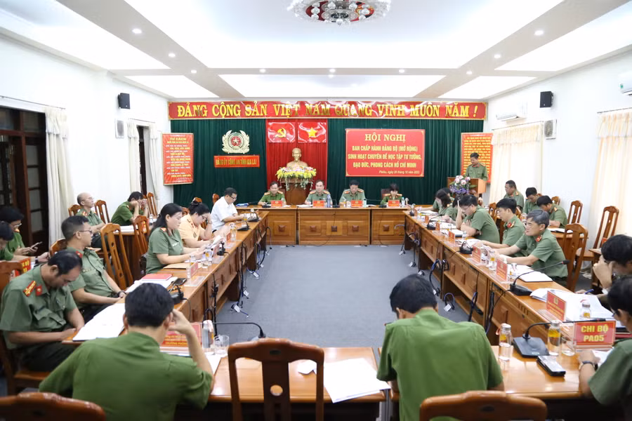 Quang cảnh buổi sinh hoạt. Ảnh: Lê Ánh