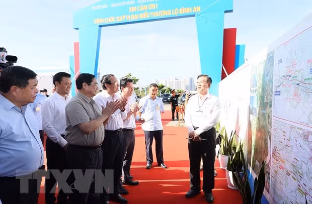 Thành phố Hồ Chí Minh và 2 cao tốc Biên Hòa-Vũng Tàu, Khánh Hòa-Buôn Ma Thuột. (Ảnh: Dương Giang/TTXVN)