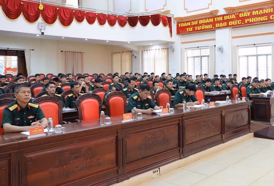 quan-doan-34-khai-mac-lop-tap-huan-can-bo-moi-ra-truong-nam-2026.jpg