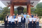 Ủy ban Kiểm tra Tỉnh ủy dâng hoa, dâng hương tại Bia di tích Ban Kiểm tra Tỉnh ủy Gia Lai