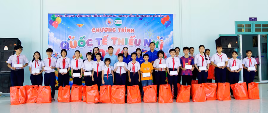 quoc-te-thieu-nhi-tai-trung-tam-hoat-dong-thanh-thieu-nhi-tinh-gia-lai-4.jpg