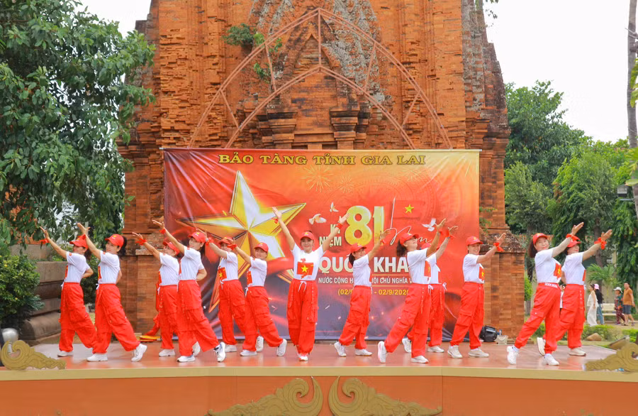 gia-lai-ngay-dau-ky-nghi-2-9-6.jpg