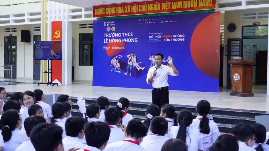 gia-lai-khoi-dong-chien-dich-khong-mot-minh-nam-2242.jpg