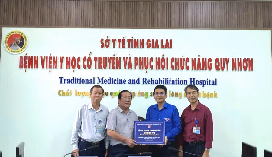 gia-lai-co-2-dai-dien-dat-giai-thuong-can-bo-cong-chuc-vien-chuc-tre-gioi-toan-quoc-3922.jpg