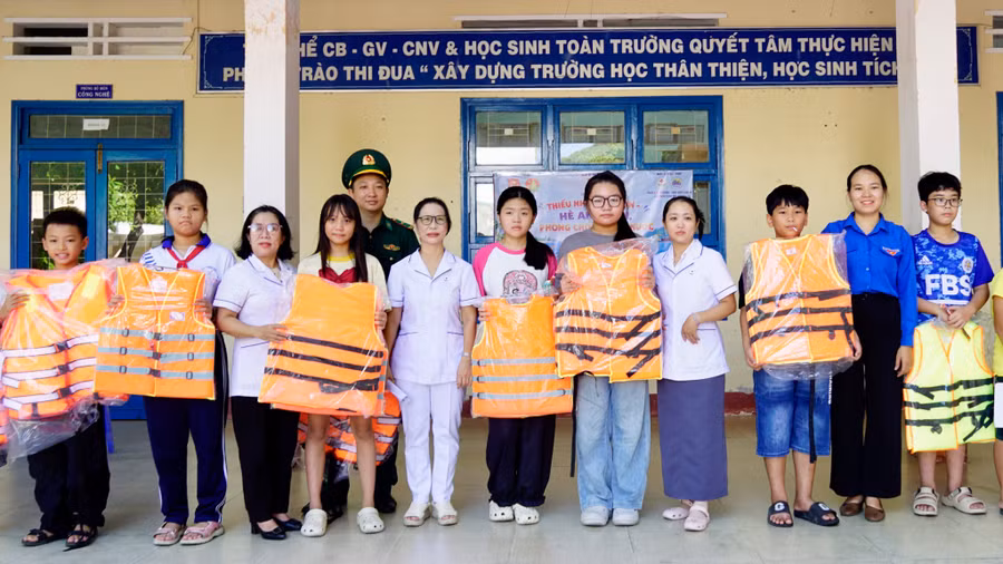 tuyen-truyen-ky-nang-cho-thieu-nhi-phuong-quy-nhon-4.jpg