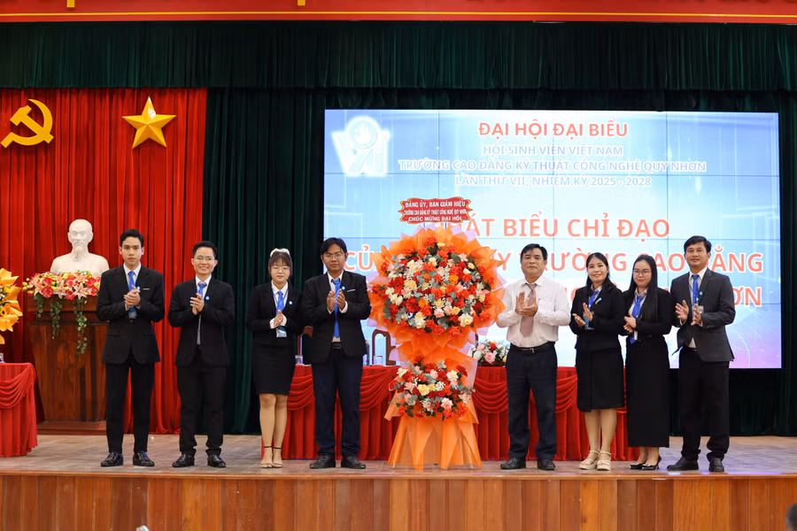 dai-hoi-hoi-sinh-vien-truong-cd-ktcn-quy-nhon-2.jpg