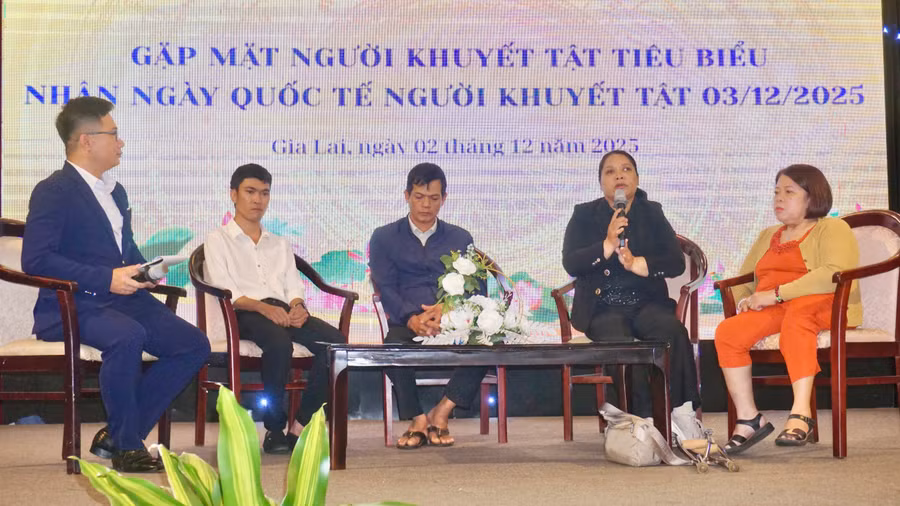 gap-mat-nguoi-khuyet-tat-tieu-bieu-2.jpg