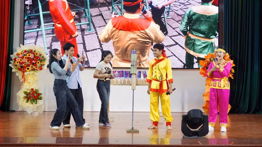 hoc-sinh-gia-lai-hoc-tieng-anh-qua-trai-nghiem-2.jpg