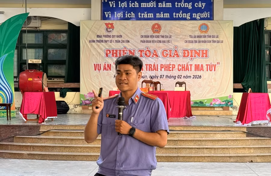 phien-toa-gia-dinh-ve-ma-tuy-tai-phuong-quy-nhon-4.jpg