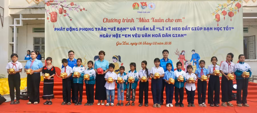 ngay-hoi-vi-ban-3.jpg
