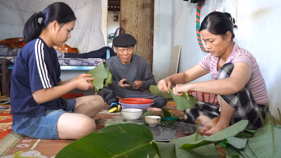 tho-cung-to-tien-dip-tet-3jpg.jpg