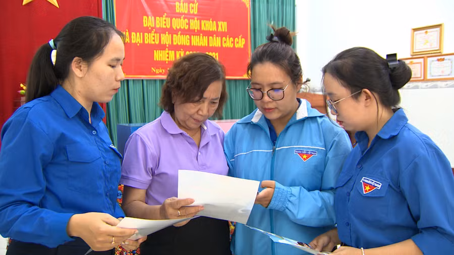 tuoi-tre-gia-lai-huong-ve-ngay-hoi-non-song-6.jpg