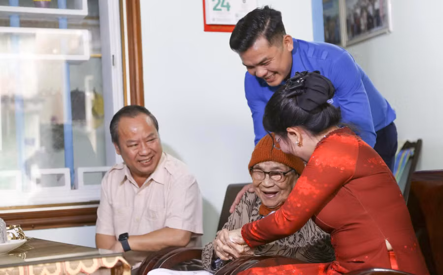 tuyen-duong-96-dang-vien-tre-tieu-bieu-24.jpg