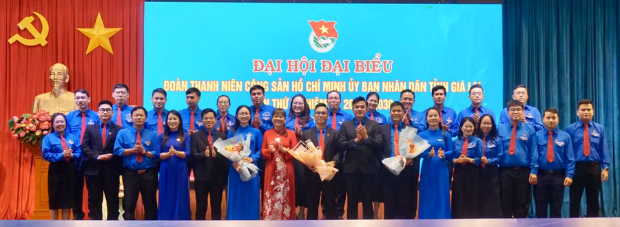 doan-ubnd-tinh-dai-hoi-khoa-i-3.jpg