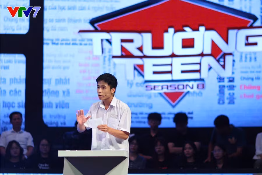 thpt-chuyen-lequydon-quan-quan-truong-teen-2025-4.jpg