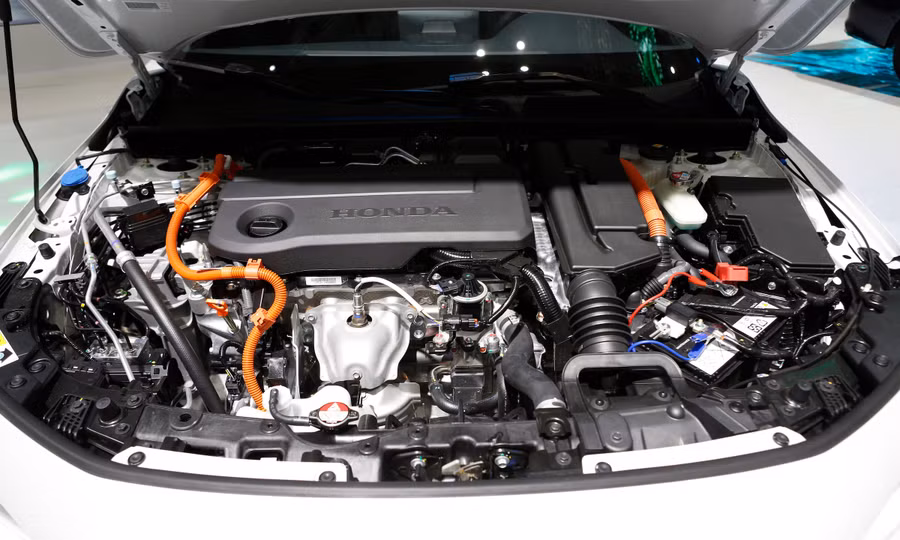 honda-civic-hybrid-vnexpress-1-6106-1944-1729932504-7466-7960.jpg