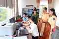 Thượng tá Ksor H'Bơ Khắp - Phó Giám đốc Công an tỉnh Gia Lai kiểm tra công tác đảm bảo kỳ thi sát hạch cấp giấy phép lái xe.