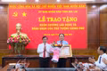 Chủ tịch UBND tỉnh Phạm Anh Tuấn nhận bằng khen của Thủ tướng Chính phủ