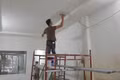 Nhà sửa chữa sai phép nhưng người dân vẫn đang ở: Cắt điện, nước có hợp lý?