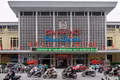 Nếu ga Hà Nội không còn đón tàu đường dài, hành khách sẽ đi tàu ở đâu?