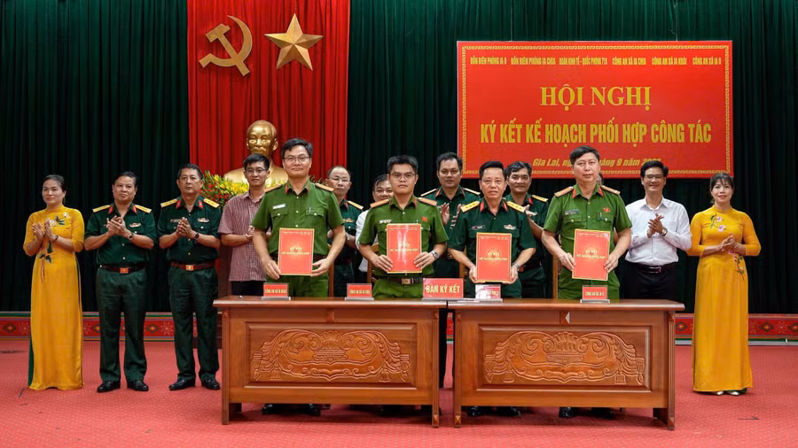 doan-ktqp-715-ky-ket-quy-che-phoi-hop-voi-cong-an-xa-ia-o-ia-krai-ia-chia.jpg