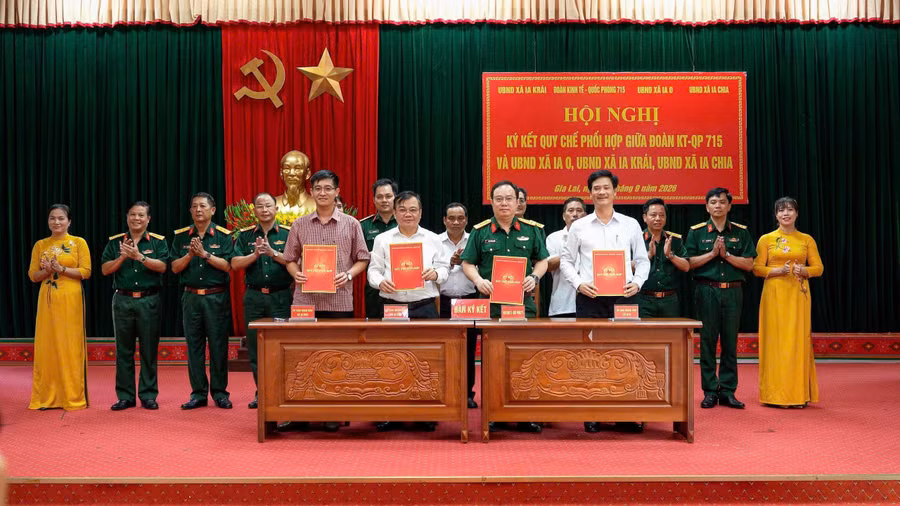 doan-ktqp-715-ky-ket-quy-che-phoi-hop-voi-ubnd-xa-ia-o-ia-krai-ia-chia.jpg