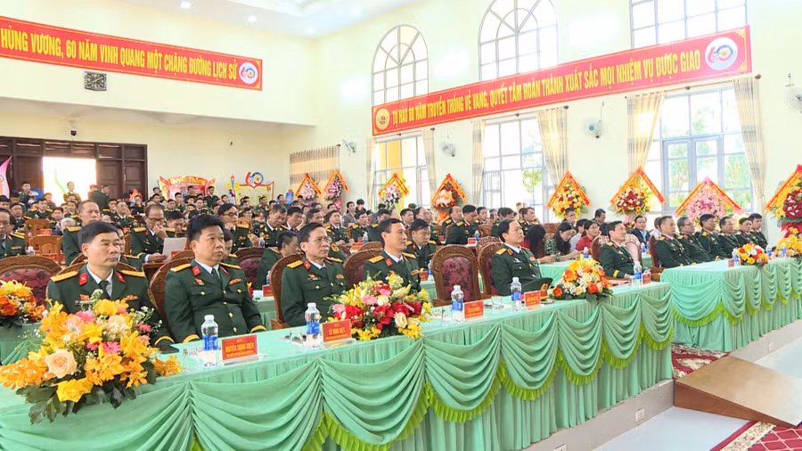 cac-dai-bieu-tham-du-le-ky-niem.jpg
