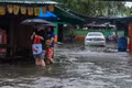 Bangkok mở rộng vùng thảm họa ra toàn thủ đô do ngập lụt nghiêm trọng