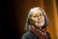 Nobel Văn học 2026 vinh danh nhà thơ Anne Carson, người kết nối cổ điển với hiện đại
