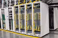 Big Tech tăng vay nợ cho phát triển AI, lo ngại khả năng thu hồi vốn