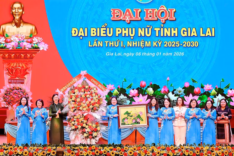 dai-hoi-phu-nu-6-5235.jpg