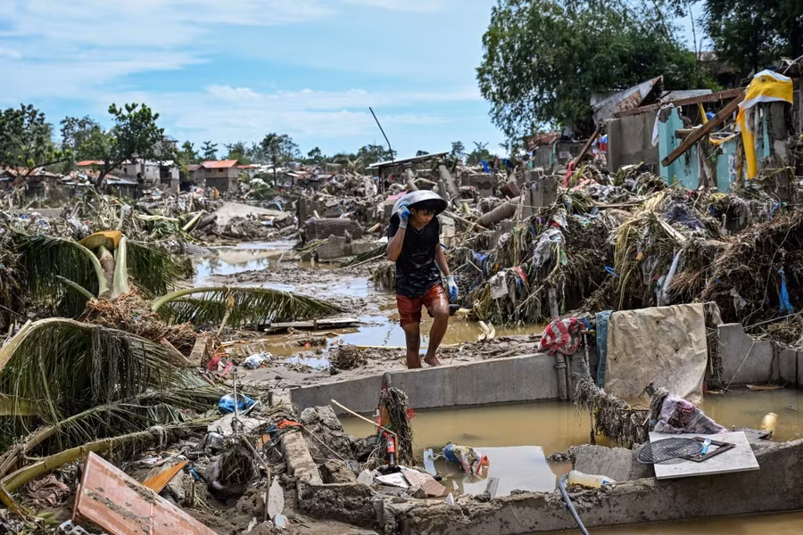 Siêu bão Kalmaegi tàn phá Talisay, tỉnh Cebu của Philippines hồi tháng 11
