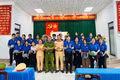 Trạm CSGT Tuy Phước phối hợp với Công an phường Quy Nhơn Tây tổ chức tuyên truyền pháp luật về giao thông cho thanh thiếu niên trên địa bàn.