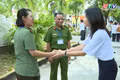 Cô nữ sinh và màn "xin vía" dễ thương trước ngày thi tốt nghiệp