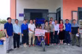 Trao kinh phí xây dựng nhà cho các hộ dân có hoàn cảnh khó khăn