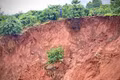 Mưa lớn kéo dài, nhiều hộ dân ở xã Gào bị thiệt hại do sạt lở đất