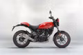 Royal Enfield Guerrilla 450 Apex 2026 ra mắt: Roadster "lột xác" đậm chất thể thao
