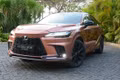 Xe bán chạy nhất của Lexus được làm mới