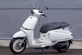 Xe ga retro trang bị hiện đại, thách thức Vespa, SH