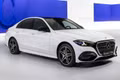 Mercedes C-Class mang diện mạo mới