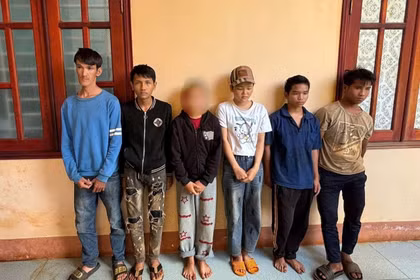 6 đối tượng cướp điện thoại tại Chư Prông đã bị bắt giữ.