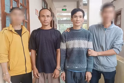 Công an xã Chư Păh bắt giữ 3 đối tượng tàng trữ, sử dụng trái phép chất ma túy 