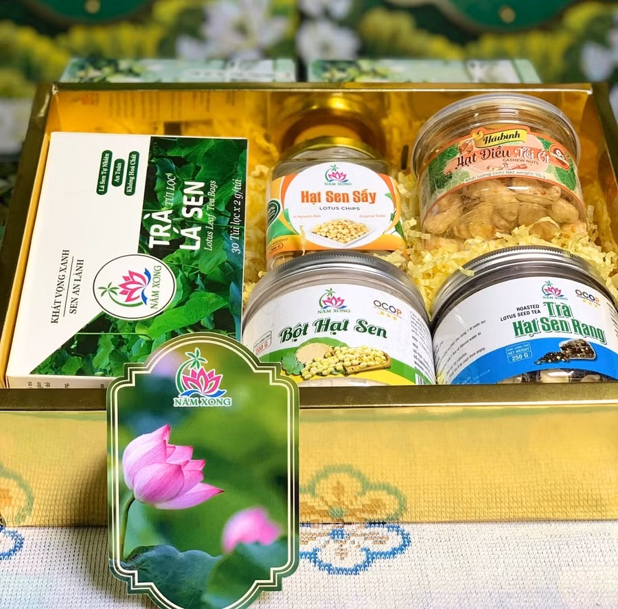 mot-so-san-pham-tu-sen-cua-co-so-san-xuat-nam-xong.jpg