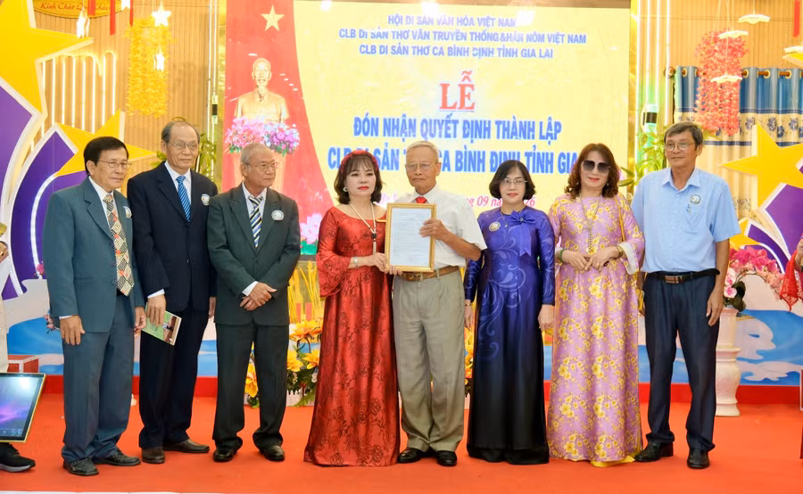ra-mat-cau-lac-bo-di-san-tho-ca-truyen-thong-binh-dinh-tinh-gia-lai.jpg