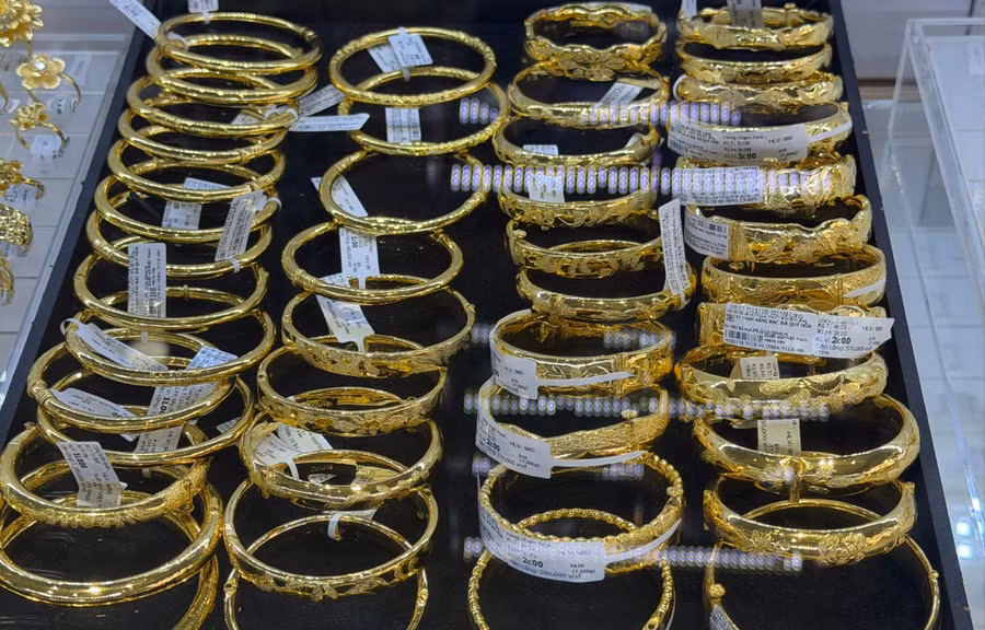 gia-vang-ngay-16-3-8198.jpg
