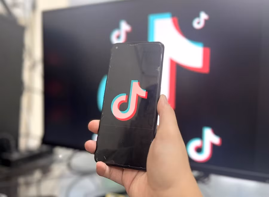 z6490462387548-62c2990cc91e59889fb8055bb843ac84.jpg
