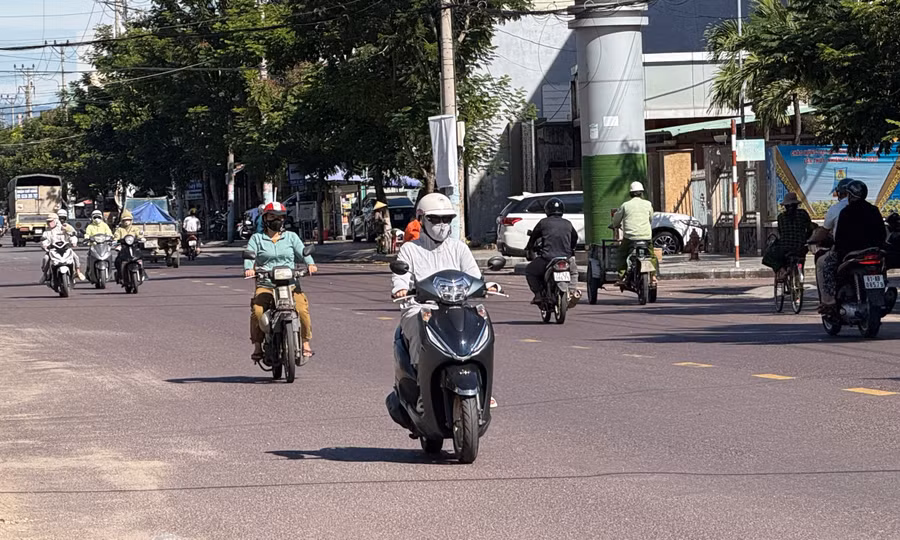 thoi-tiet-nang-nong.jpg